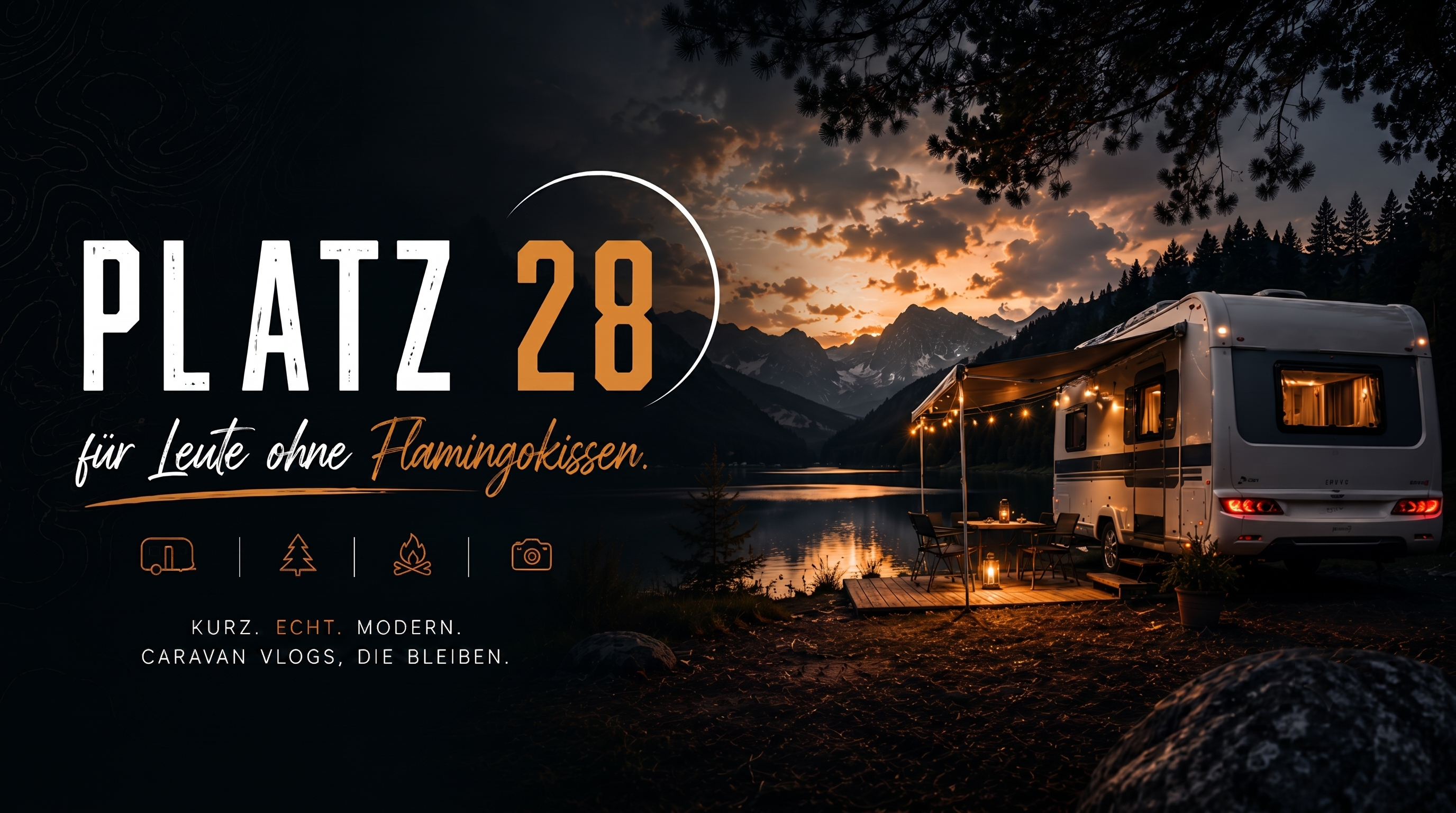 Platz 28 — Kurz. Echt. Modern. Caravan-Vlogs für Leute ohne Flamingokissen. Wohnwagen am See in der blauen Stunde, Lichterkette und Lagerfeuer.